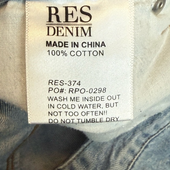 Res Denim Low Rise Romeo Distressed Jean - Picture 9 of 9